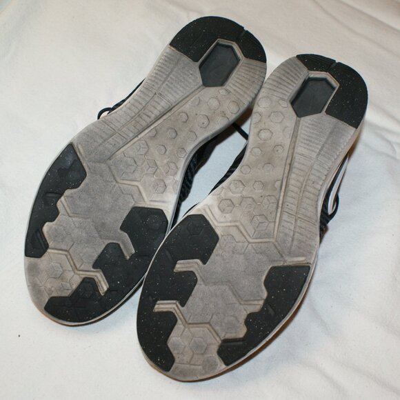 Nike Training in Season TR 8 Just Do It Athletic Shoe Size 9.5 Black and White - Picture 12 of 14